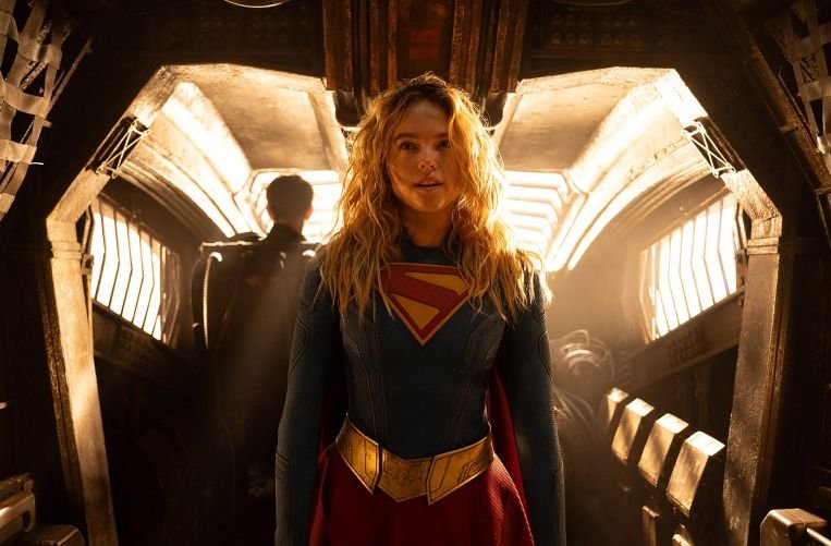 Supergirl wird ein riesiger Flop, DC tappt weiter im Dunkeln...